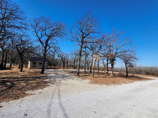 408 Nocona Drive, Nocona, TX 76255