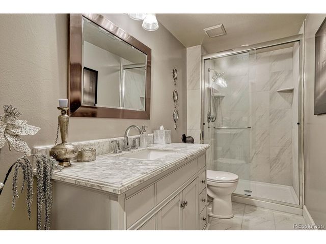 9356 Bauer Ct, Lone Tree, CO 80124