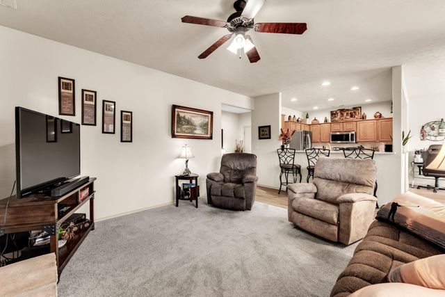 1271 Golf Drive 2, Branson West, MO 65737