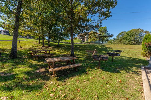 1271 Golf Drive 2, Branson West, MO 65737