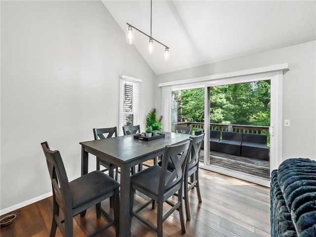 10078 N LOCUST Street, Kansas City, MO 64155