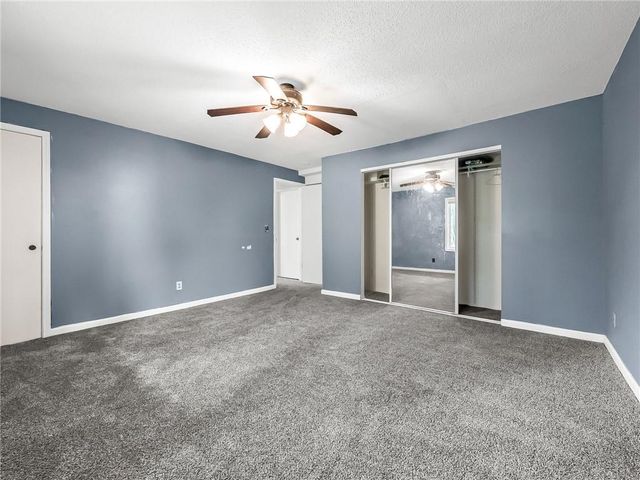 10078 N LOCUST Street, Kansas City, MO 64155