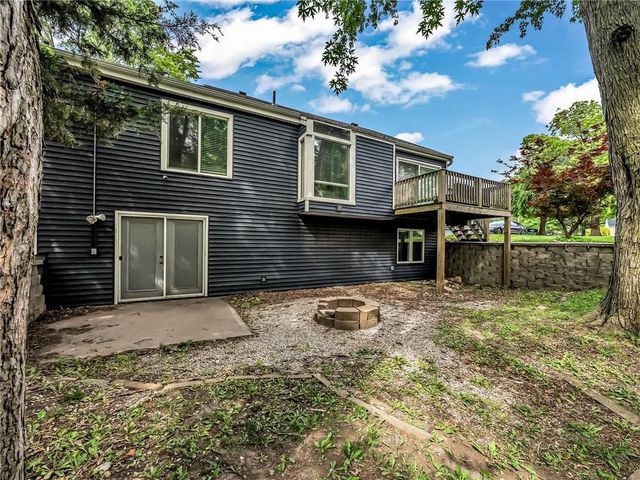 10078 N LOCUST Street, Kansas City, MO 64155