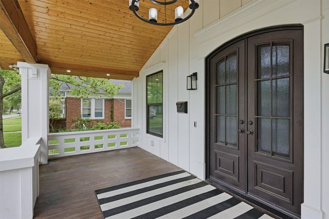 1212 N Woods Street, Sherman, TX 75092