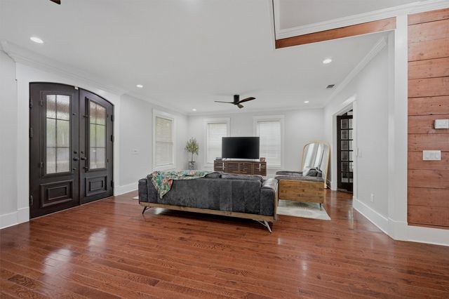 1212 N Woods Street, Sherman, TX 75092