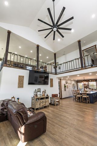 101 Old Hillcrest Road, Fair Grove, MO 65648