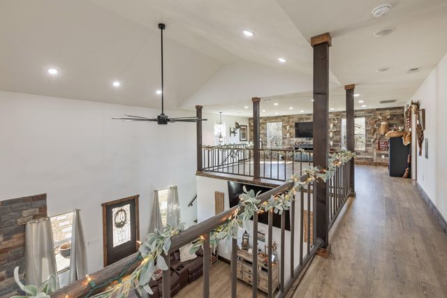 101 Old Hillcrest Road, Fair Grove, MO 65648