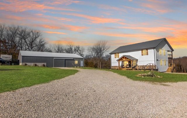 101 Old Hillcrest Road, Fair Grove, MO 65648