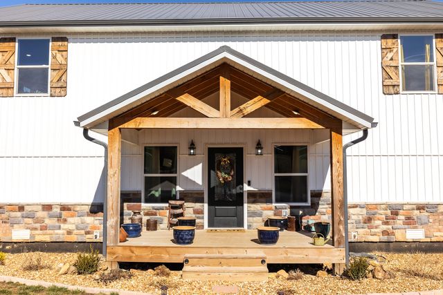 101 Old Hillcrest Road, Fair Grove, MO 65648