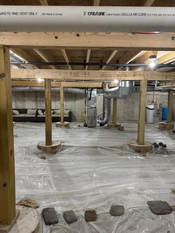 101 Old Hillcrest Road, Fair Grove, MO 65648