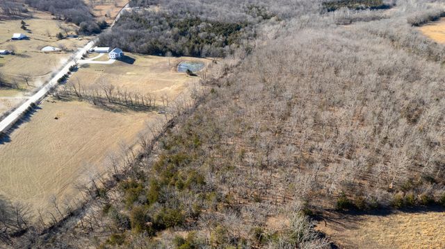 101 Old Hillcrest Road, Fair Grove, MO 65648