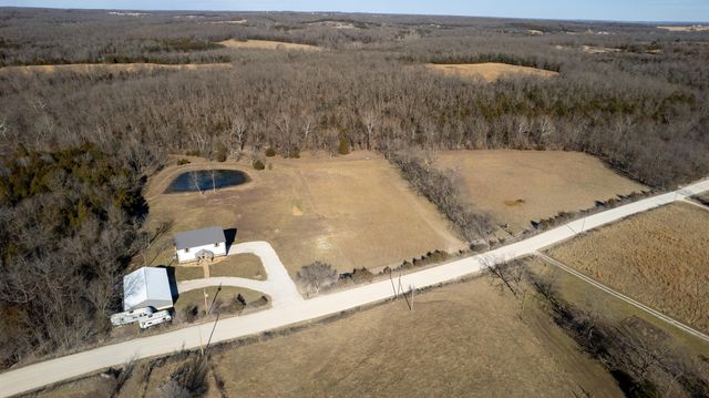 101 Old Hillcrest Road, Fair Grove, MO 65648