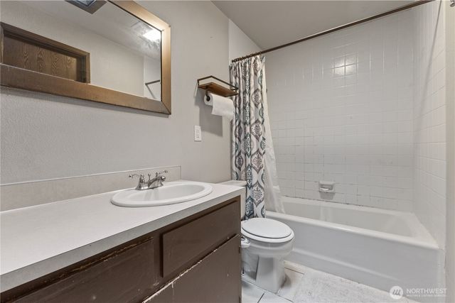 28 Madrona Place, Dupont, WA 98327