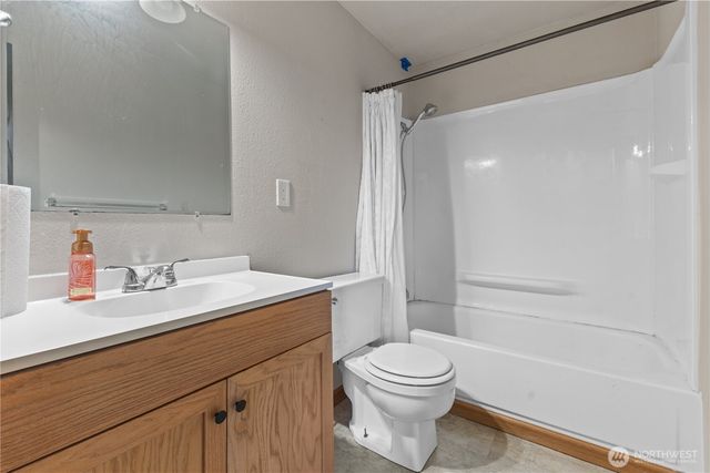 28 Madrona Place, Dupont, WA 98327