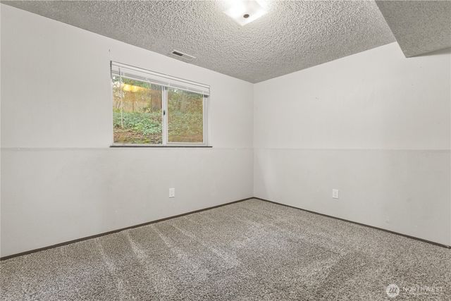 28 Madrona Place, Dupont, WA 98327