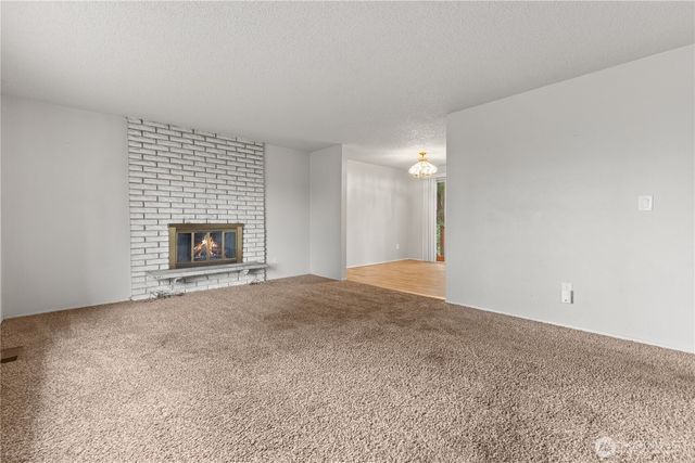 28 Madrona Place, Dupont, WA 98327