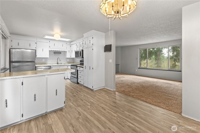 28 Madrona Place, Dupont, WA 98327