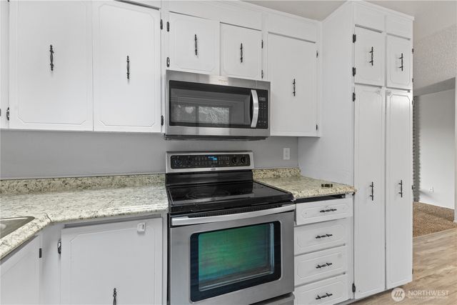 28 Madrona Place, Dupont, WA 98327