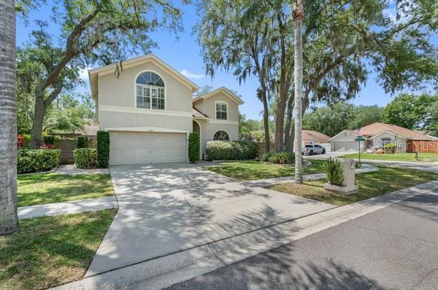 2301 MILLCREEK COURT, Valrico, FL 33596