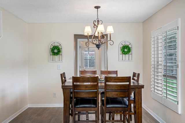 2301 MILLCREEK COURT, Valrico, FL 33596