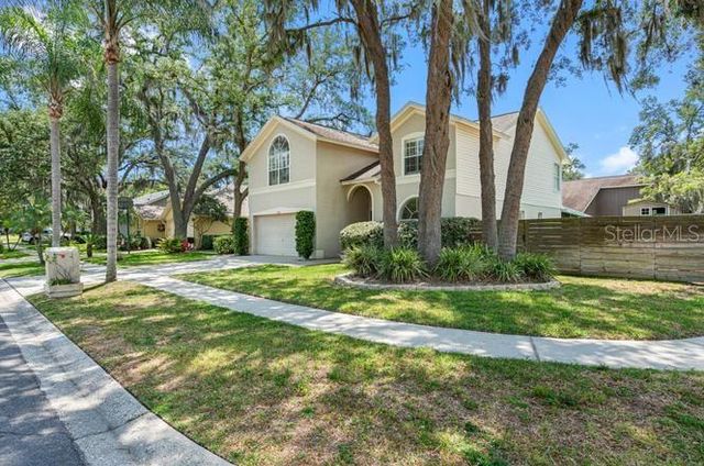 2301 MILLCREEK COURT, Valrico, FL 33596