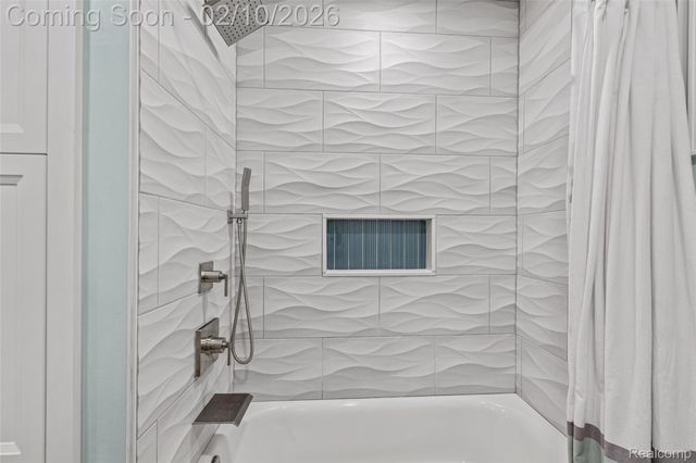 49775 Keycove Street, Chesterfield Township, MI 48047