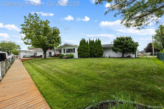 49775 Keycove Street, Chesterfield Township, MI 48047