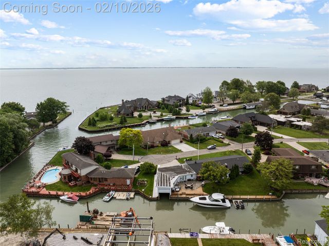 49775 Keycove Street, Chesterfield Township, MI 48047