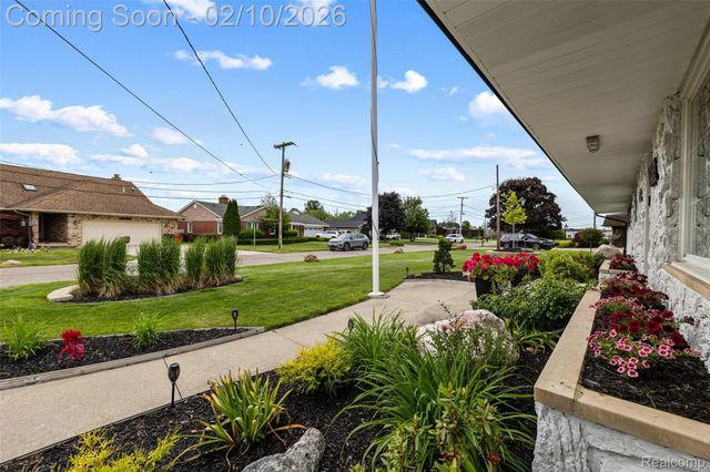 49775 Keycove Street, Chesterfield Township, MI 48047