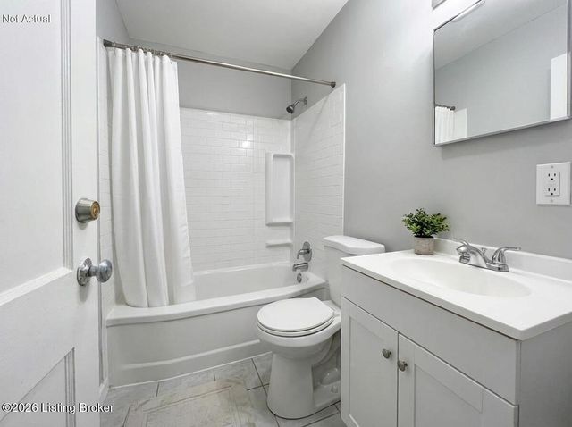 1566 Loney Ln, Louisville, KY 40216