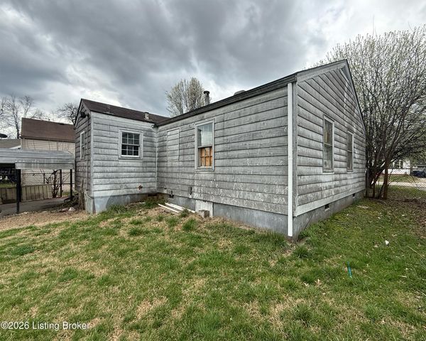 1566 Loney Ln, Louisville, KY 40216