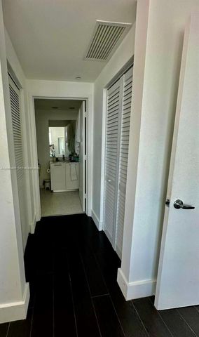 950 Brickell Bay Drive 2406, Miami, FL 33131