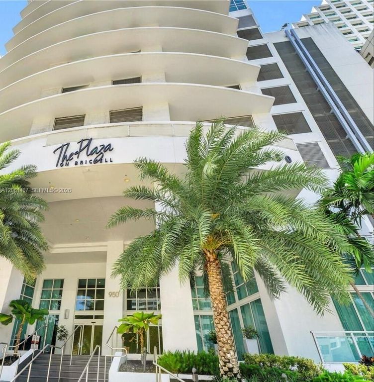 950 Brickell Bay Drive 2406, Miami, FL 33131