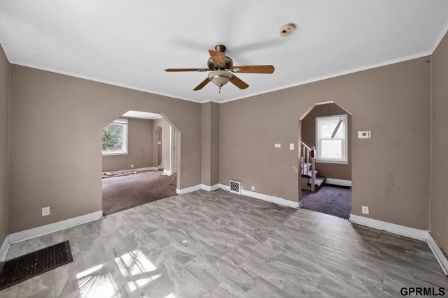 4719 S 18Th Street, Omaha, NE 68107