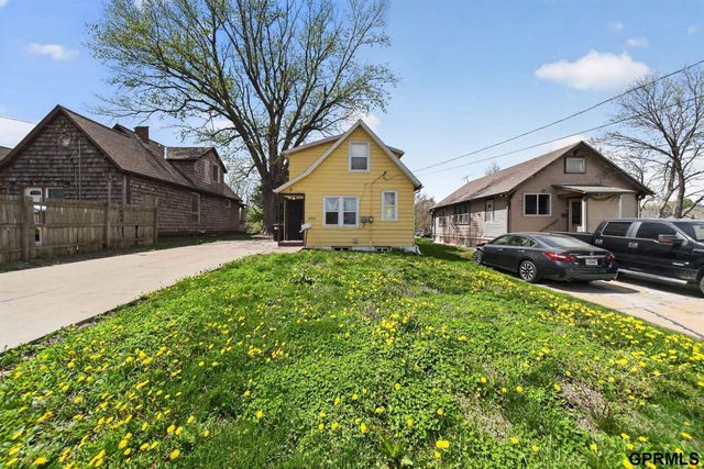 4719 S 18Th Street, Omaha, NE 68107