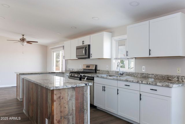 11427 W STAGECOACH Road, Arizona City, AZ 85123