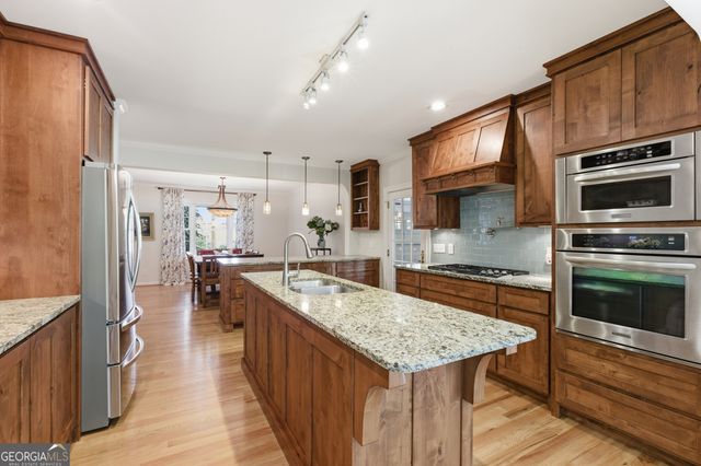 1116 Highway 76 W, Clayton, GA 30525