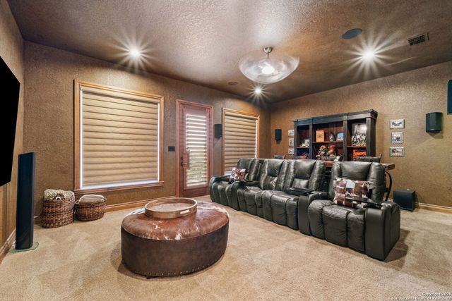 44 OAKLAND HLS, Boerne, TX 78006