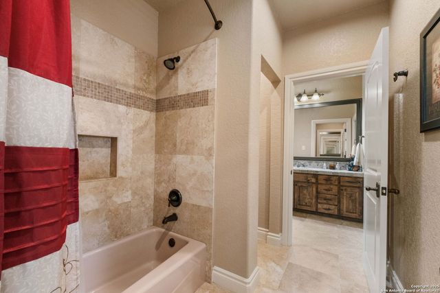 44 OAKLAND HLS, Boerne, TX 78006