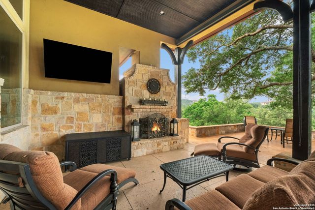44 OAKLAND HLS, Boerne, TX 78006