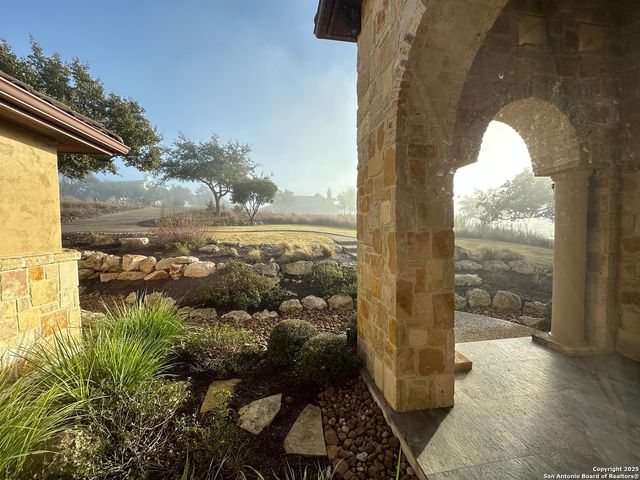 44 OAKLAND HLS, Boerne, TX 78006