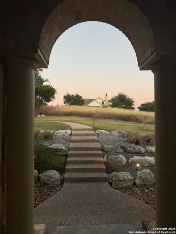 44 Oakland Hls, Boerne, TX 78006
