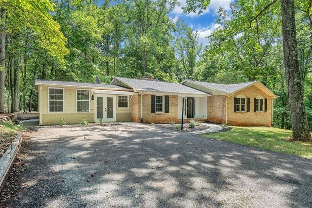 181 Oakdale DR, Boones Mill, VA 24065
