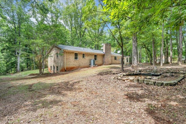 181 Oakdale DR, Boones Mill, VA 24065