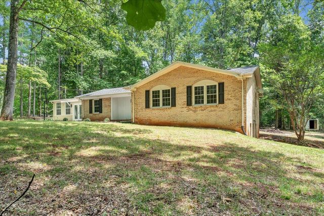 181 Oakdale DR, Boones Mill, VA 24065