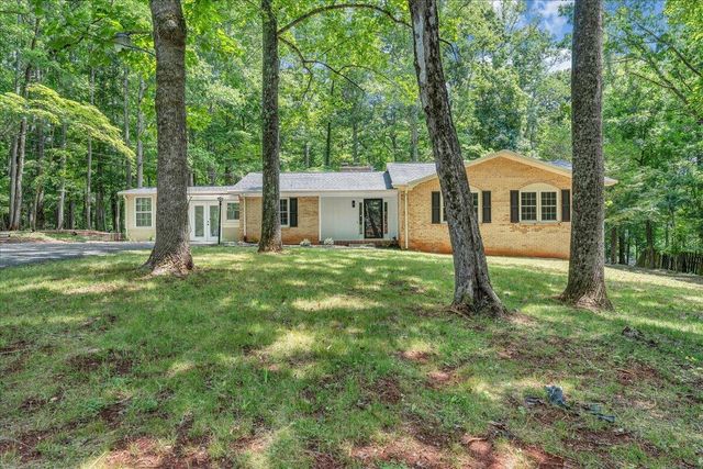 181 Oakdale DR, Boones Mill, VA 24065