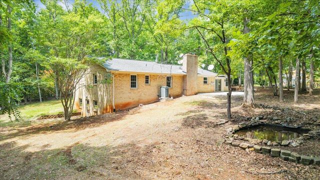 181 Oakdale DR, Boones Mill, VA 24065