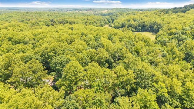 181 Oakdale DR, Boones Mill, VA 24065