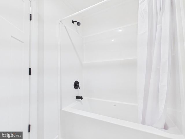 170 TIMBER CREST DR, York, PA 17408