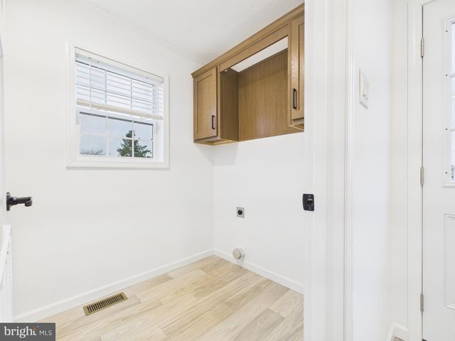 170 TIMBER CREST DR, York, PA 17408